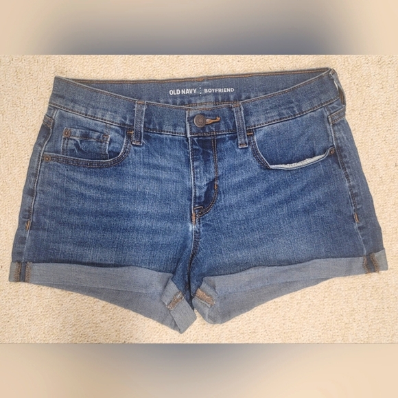 Old Navy Boyfriend Cuffed Denim Jean Shorts 4 Five Pocker Zipper Fly - Picture 1 of 3